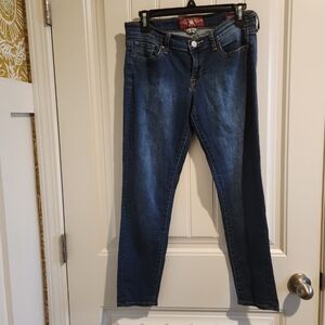 Lucky Brand Size 6 Or 28 Charlie Capri Classic Blue Women's Jeans